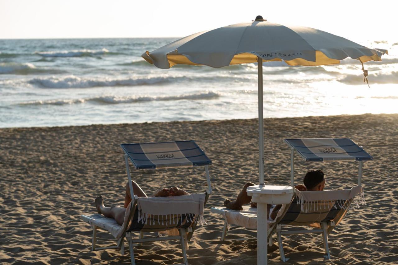 Hotel Sogaris Paestum Exterior photo